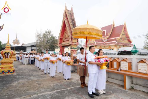 ภาพ No.298920:วันที่ 20 มกราคม พ.ศ. 2569 พิธีทอดผ้าป่าทำนุบำรุงศาสนสถาน ณ วัดใหม่นพรัตน์ ต.เนินพระปรางค์ อ.สองพี่น้อง จ.สุพรรณบุรี ในโครงการธรรมยาตรา กตัญญูบูชา มหาปูชนียาจารย์ พระมงคลเทพมุนี(สด จนฺทสโร) พระผู้ปราบมาร อนุสรณ์สถาน 7 แห่ง ปีที่ 14