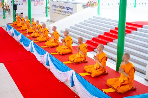 ภาพ No.137871:พิธีอุปสมบทสามเณรอุทิศชีวิต 11 รูป วันวิสาขบูชา พุธที่ 22 พฤษภาคม พ.ศ.2567 ณ อุโบสถ วัดพระธรรมกาย