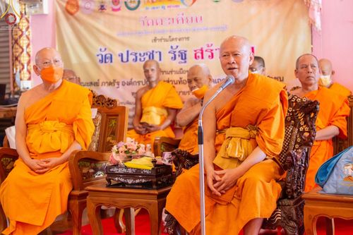 ภาพ No.73683:พิธีเจริญพระพุทธมนต์ ปฏิบัติธรรม มอบทุนการศึกษา ถวายสังฆทาน 106 วัด เพื่อถวายเป็นพุทธบูชา และขับเคลื่อนโครงการหมู่บ้านรักษาศีล 5  โดยคณะสงฆ์จังหวัดนนทบุรี คณะศิษยานุศิษย์วัดพระธรรมกาย โครงการธรรมยาตราฯ ปีที่ 11 ณ วัดตะเคียน อ.บางกรวย จ.นนทบุรี วันที่ 21 