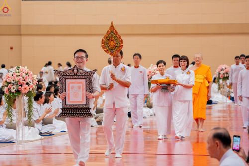 ภาพ No.343236:วันที่ 16 สิงหาคม พ.ศ.2569 พิธีมุทิตาสักการะพระราชาคณะ ณ ห้องแก้วสารพัดนึก 2 วัดพระธรรมกาย