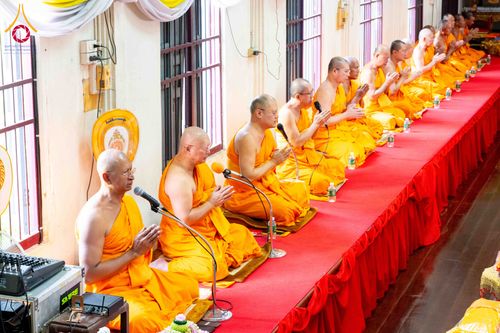 ภาพ No.298889:วันที่ 16 มกราคม พ.ศ. 2569 พิธีทอดผ้าป่าทำนุบำรุงศาสนสถาน ณ วัดอัมพวัน ต.บางม่วง อ.บางใหญ่ จ.นนทบุรี ในโครงการธรรมยาตรา กตัญญูบูชา มหาปูชนียาจารย์ พระมงคลเทพมุนี(สด จนฺทสโร) พระผู้ปราบมาร อนุสรณ์สถาน 7 แห่ง ปีที่ 14