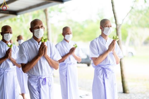 ภาพ No.65585:พิธีปลงผม และพิธีขอขมามอบผ้าไตร นาคธรรมทายาท ในโครงการอุปสมบทบูชาธรรม มหาปูชนียาจารย์ประจำปี 2565 ณ ศูนย์ปฏิบัติธรรมภาคใต้ บางกล่ำ จ.สงขลา วันที่ 19 พฤศจิกายน พ.ศ. 2565