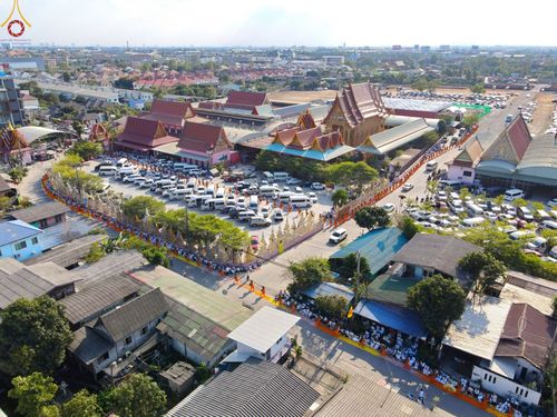 ภาพ No.72261:พิธีต้อนรับพระธรรมยาตรา ในโครงการธรรมยาตรากตัญญูบูชา มหาปูชนียาจารย์ พระมงคลเทพมุนี(สด จนฺทสโร) พระผู้ปราบมาร อนุสรณ์สถาน 7 แห่ง ปีที่ 11 วันที่ 18 มกราคม พ.ศ. 2566 ณ อนุสรณ์สถานลำดับที่ 4 สถานที่เกิดด้วยกายธรรม วัดโบสถ์ (บน) บางคูเวียง อ.บางกรวย จ.นนทบุ