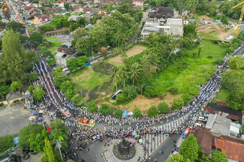 ภาพ No.331753:วันอาทิตย์ที่ 31 พฤษภาคม พ.ศ. 2569 การเดินขบวนพาเหรดงานเฉลิมฉลอง เทศกาลวิสาขบูชานานาชาติ ประเทศอินโดนีเซีย