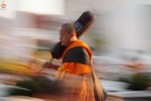 ภาพ No.295371:วันที่ 16 มกราคม พ.ศ. 2569 พิธีต้อนรับพระธรรมยาตรา อนุสรณ์สถานลำดับที่ 4 (ภาพชุดที่ 2) สถานที่เกิดด้วยกายธรรม ณ วัดโบสถ์บน ต.บางคูเวียง จ.นนทบุรี ในโครงการธรรมยาตรา กตัญญูบูชา มหาปูชนียาจารย์ พระมงคลเทพมุนี(สด จนฺทสโร) พระผู้ปราบมาร อนุสรณ์สถาน 7 แห่ง ปี