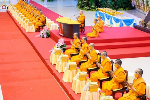 ภาพ No.64102:พิธีมุทิตาสักการะพระมหาเถระและพระเถระ ครั้งที่ 28 ประจำปี พ.ศ. 2565 วันอาทิตย์ที่ 20 พฤศจิกายน พ.ศ. 2565 ณ ห้องแก้วสารพัดนึก 1 สภาธรรมกายสากล วัดพระธรรมกาย