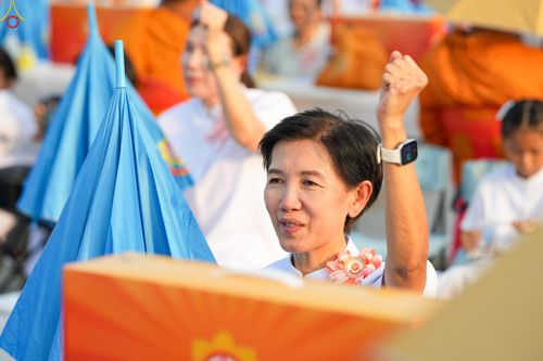 ภาพ No.324752:วันที่ 22 เมษายน พ.ศ.2569 (วันคุ้มครองโลก) บรรยากาศสาธุชน ในงานถวายมหาสังฆทาน 40,000 กว่าวัดทั่วประเทศ ณ ลานธรรม วัดพระธรรมกาย