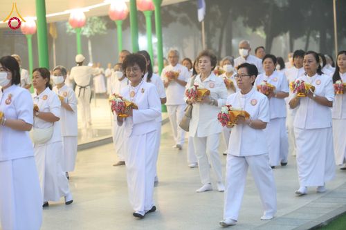 ภาพ No.298038:วันเสาร์ที่ 17 มกราคม พ.ศ. 2569 พิธีบรรพชาอุปสมบท โครงการอุปสมบทหมู่ บูชาธรรมครบ 117 ปี คุณยายอาจารย์มหารัตนอุบาสิกาจันทร์ ขนนกยูง  ณ อุโบสถพระไตรปิฎก วัดพระธรรมกาย