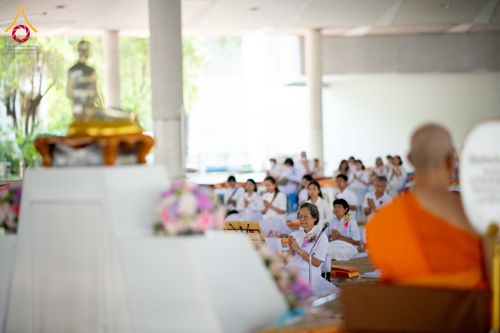 ภาพ No.326758:วันที่ 1 พฤษภาคม พ.ศ.2569 พิธีบุพเปตพลี ครั้งที่ 181 ร่วมอุทิศบุญแด่หมู่ญาติที่ล่วงลับไปแล้ว และสืบทอดอายุพระพุทธศาสนา ณ หอฉันคุณยายอาจารย์ฯ วัดพระธรรมกาย