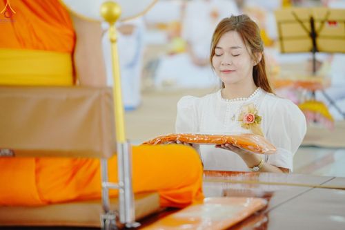 ภาพ No.348204:วันที่ 10 กันยายน พ.ศ.2569 พิธีสวดพระพุทธมนต์ และถวายภัตตาหารเป็นสังฆทาน เนื่องในวันครบ 26 ปี วันคล้ายละสังขาร คุณยายอาจารย์มหารัตนอุบาสิกาจันทร์ ขนนกยูง ณ หอฉันคุณยายอาจารย์ฯ วัดพระธรรมกาย