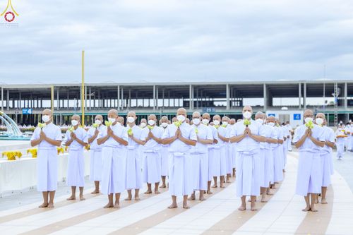 ภาพ No.87779:พิธีบรรพชาอุปสมบท ในโครงการอุปสมบทหมู่บูชาธรรม วันครูผู้ค้นพบวิชชาธรรมกาย ณ วัดพระธรรมกาย ในวันเสาร์ที่ 16 กันยายน พ.ศ.2566