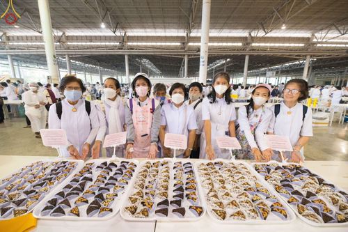 ภาพ No.75135:พิธีถวายภัตตาหารเป็นสังฆทาน แด่คณะพระธรรมยาตราฯ ในโครงการธรรมยาตรากตัญญูบูชา มหาปูชนียาจารย์ พระมงคลเทพมุนี(สด จนฺทสโร) พระผู้ปราบมาร อนุสรณ์สถาน 7 แห่ง ปีที่ 11 วันที่ 31 มกราคม พ.ศ. 2566