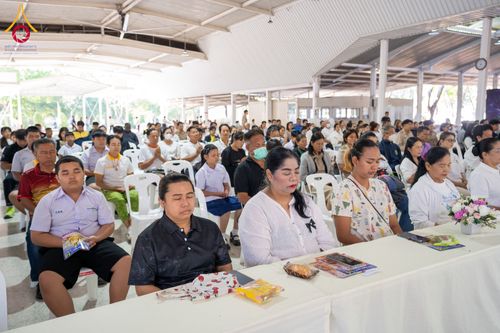 ภาพ No.290966:วันจันทร์ที่ 5 มกราคม พ.ศ. 2569  วัดพระธรรมกาย มูลนิธิธรรมกาย  จัดพิธีมอบของขวัญสนับสนุนการจัดกิจกรรมงานวันเด็กแห่งชาติ ประจำปี พ.ศ. 2569 ให้แก่องค์กรภาคีเครือข่ายกว่า 200 องค์กร ณ วัดพระธรรมกาย อ.คลองหลวง จ.ปทุมธานี