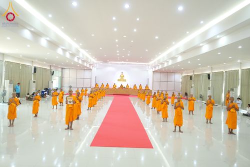 ภาพ No.319899:วันเสาร์ที่ 4 เมษายน พ.ศ.2569 พิธีตัดปอยผมและปลงผม พิธีขอขมาผู้ปกครองและมอบผ้าไตร พิธีบรรพชาและถวายบาตร ณ ศูนย์ปฏิบัติธรรมและศูนย์อบรมเยาวชนเพชรบุรี  ต.ท่าแลง อ.ท่ายาง จ.เพชรบุรี