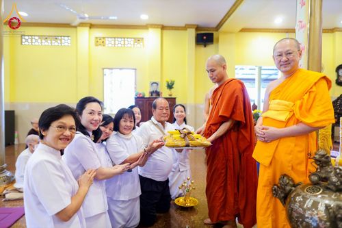 ภาพ No.344546:วันที่ 8-11 สิงหาคม พ.ศ.2569 “ประเพณีเข้าพรรษา เชื่อมพระพุทธศาสนาสองแผ่นดิน” ถวายเทียนพรรษา 9 วัด ณ นครโฮจิมินห์ สาธารณรัฐสังคมนิยมเวียดนาม