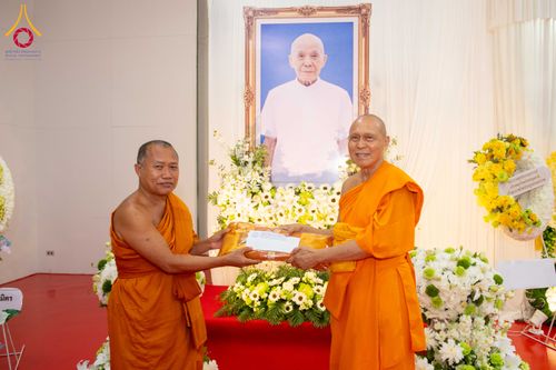 ภาพ No.314890:วันอาทิตย์ที่ 22 มีนาคม พ.ศ. 2569 พิธีบำเพ็ญกุศล คุณพ่อณรงค์ จินตมากุล  สิริอายุ 99 ปี 11 เดือน โยมบิดา พระครูปลัดรัตนวีรวัฒน์ (รังสฤษดิ์ อิทฺธิจินตโก) ที่ปรึกษาเจ้าคณะจังหวัดปทุมธานี เจ้าอาวาสวัดพระธรรมกาย  ณ ห้องปลูกศรัทธา 2 วัดพระธรรมกาย ปทุมธานี