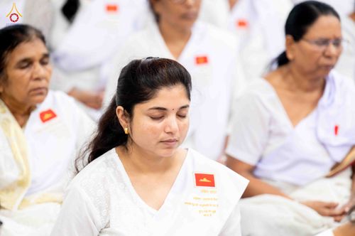 ภาพ No.347205:วันที่ 3–4 กันยายน พ.ศ. 2569 ฟังธรรม-ปฏิบัติธรรมในโครงการบวชอุบาสก–อุบาสิกาแก้ว ณ วัดพุทธสันติวัน ธรรมชัย เมืองนาคปูร์ ประเทศอินเดีย