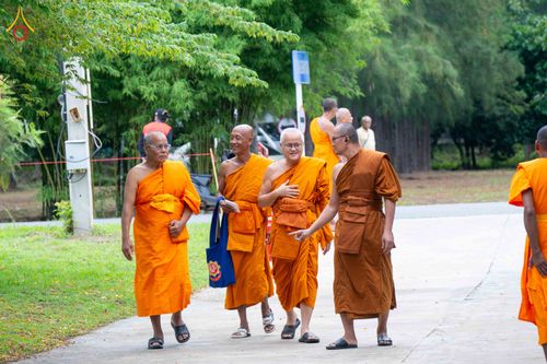 ภาพ No.342650:วันเสาร์ที่ 8 สิงหาคม พ.ศ. 2569  พิธีทักษิณานุปทาน แด่บรรพชนตระกูลผ่องสวัสดิ์และหมู่ญาติที่ล่วงลับไปแล้ว ครั้งที่ 21 ณ พระมหาเจดีย์ทัตตชีโว ศูนย์อบรมเยาวชนกาญจนบุรี