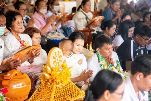 ภาพ No.283105:วันอาทิตย์ที่ 2 พฤศจิกายน​ พ.ศ.2568 พิธีทอดกฐินสามัคคีทั่วไทย 30,000 วัด  โดยคณะศิษยานุศิษย์ บูชาธรรม 81 ปี  หลวงพ่อธัมมชโย ณ วัดมหาโพธิ จ.ลพบุรี