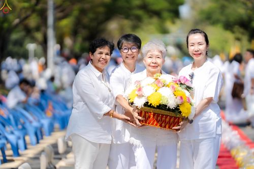 ภาพ No.286804:วันที่ 2 มกราคม พ.ศ.2569 พิธีต้อนรับพระธรรมยาตรา ครั้งที่ 1 (ภาพชุดที่ 2) ณ วัดพระธรรมกาย (วิหารหลวงปู่ - พระมหาธรรมกายเจดีย์)