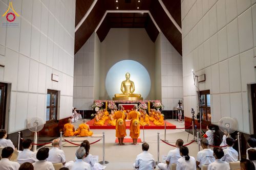 ภาพ No.223841:วันอาทิตย์ที่ 11 พฤษภาคม พ.ศ. 2568 พิธีอุปสมบทสามเณรเปรียญธรรมอุปสมบทอุทิศชีวิต 9 รูป อุบาสก 1 ท่าน ณ อุโบสถพระไตรปิฏกวัดพระธรรมกาย