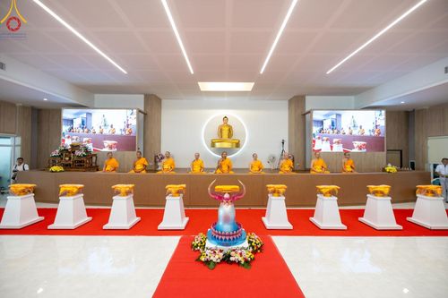 ภาพ No.148687:พิธีบุพเปตพลี, พิธีทอดผ้าป่า, พิธีไถ่ชีวิตโค 80 ตัว ให้ชีวิตสัตว์เป็นทาน ณ ศูนย์ปฎิบัติธรรมภาคใต้ อ.บางกล่ำ จ.สงขลา วันเสาร์ที่ 10 สิงหาคม พ.ศ. 2567