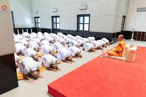 ภาพ No.141434:พิธีบรรพชาอุปสมบท โครงการอุปสมบทหมู่รุ่นผู้บริหาร รุ่นที่ 14 โครงการอุปสมบทหมู่ธรรมทายาท ระดับอุดมศึกษา รุ่นที่ 51 ภาคฤดูฝน ณ โบสถ์พระไตรปิฎก วัดพระธรรมกาย ในวันเสาร์ที่ 15 มิถุนายน พ.ศ. 2567