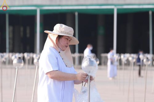 ภาพ No.125465:V.27 มาฆะ สาธุ  การรับบุญเตรียมงาน ปฎิบัติงาน เก็บงาน ของเจ้าหน้าที่หน่วยงานต่างๆ เพื่อวันมาฆบูชา วันเสาร์ที่ 24 กุมภาพันธ์  พ.ศ. 2567 ณ วัดพระธรรมกาย จ.ปทุมธานี