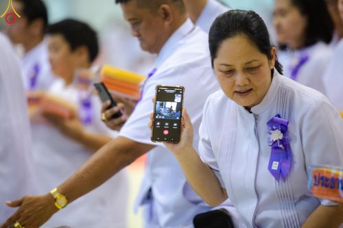 ภาพ No.167803:พิธีทอดกฐิน และ พิธีกรานกฐิน ในวันอาทิตย์ที่ 3 พฤศจิกายน พ.ศ. 2567 ณ วัดพระธรรมกาย จ.ปทุมธานี