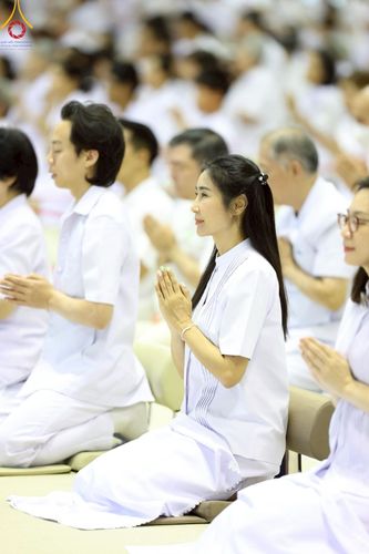 ภาพ No.222869:วันอาทิตย์ต้นเดือนที่ 4 พฤษภาคม พ.ศ. 2568 พิธีบูชาข้าวพระ ณ สภาธรรมกายสากล วัดพระธรรมกาย