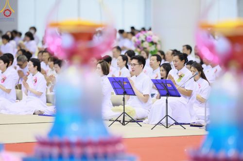 ภาพ No.154373:พิธีบูชาครูผู้ค้นพบวิชชาธรรมกาย ณ สภาธรรมกายสากล วัดพระธรรมกาย วันอังคารที่ 17 กันยายน พ.ศ. 2567