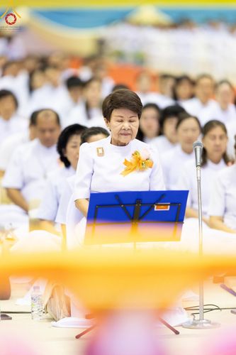 ภาพ No.177677:พิธีตักบาตรและพิธีบูชาข้าวพระ ในวันอาทิตย์ต้นเดือนที่ 1 ธันวาคม พ.ศ. 2567 ณ สภาธรรมกายสากล วัดพระธรรมกาย