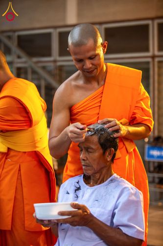 ภาพ No.135814:พิธีปลงผมธรรมทายาท โครงการบรรพชาและอุปสมบทหมู่ รุ่นบูชาธรรม 80 ปี หลวงพ่อธัมมชโย ณ หมู่บ้านบรรลุธรรม วัดพระธรรมกาย วันที่ 7 เมษายน พ.ศ. 2567