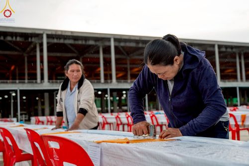 ภาพ No.218723:วันพฤหัสบดีที่ 17 เมษายน พ.ศ. 2568 การเตรียมงานในลานธรรม , สภาธรรมกายสากล , วิหารคด  เพื่องานวันคุ้มครองโลก 22 เมษายน พ.ศ. 2568