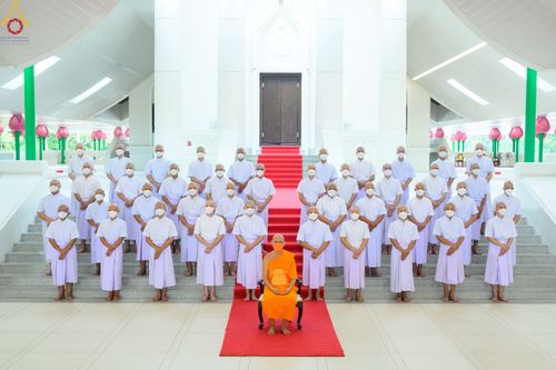 ภาพ No.82704:พิธีเวียนประทักษิณ, พิธีวันทาเจดีย์ ณ มหาธรรมกายเจดีย์  พิธีบรรพชาหมู่พระพี่เลี้ยงเข้าพรรษา, ธรรมทายาทอุดมศึกษา รุ่นที่ 50(ภาคฤดูฝน) และธรรมทายาทพุทธศาสตร์สากล รุ่นที่ 7 (ภาคฤดูฝน) วันเสาร์ที่ 17 มิถุนายน พ.ศ. 2566 ณ  โบสถ์พระไตรปิฎก วัดพระธรรมกาย จ.ปทุม
