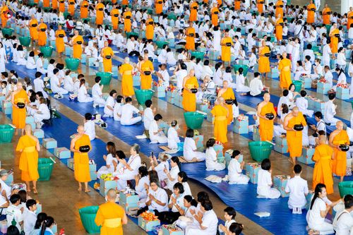 ภาพ No.345373:วันพฤหัสบดีที่ 27 สิงหาคม พ.ศ.2569 พิธีตักบาตรในวันธรรมชัย ณ สภาธรรมกายสากล วัดพระธรรมกาย ปทุมธานี