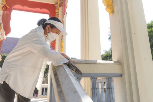 ภาพ No.71714:พระธรรมยาตรา ปฏิบัติศาสนกิจ ทำนุบำรุงศาสนสถาน, สวดธรรมจักร ,ปฏิบัติธรรม ร่วมกับชุมชน,นักเรียนเด็กดีวีสตาร์ และร่วมพิธีทอดผ้าป่าบำรุงศาสนสถาน ในโครงการธรรมยาตรากตัญญูบูชา มหาปูชนียาจารย์ พระมงคลเทพมุนี(สด จนฺทสโร) พระผู้ปราบมาร อนุสรณ์สถาน 7 แห่ง ปีที่ 11