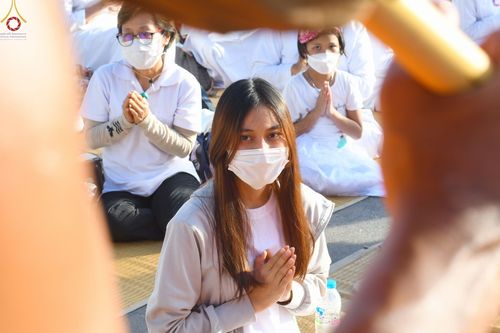 ภาพ No.70720:พิธีต้อนรับพระธรรมยาตรา ในโครงการธรรมยาตรากตัญญูบูชา มหาปูชนียาจารย์ พระมงคลเทพมุนี(สด จนฺทสโร) พระผู้ปราบมาร อนุสรณ์สถาน 7 แห่ง ปีที่ 11 วันที่ 14 มกราคม พ.ศ. 2566 ณ อนุสรณ์สถานลำดับที่ 3 สถานที่เกิดในเพศสมณะ วัดสองพี่น้อง อ.สองพี่น้อง จ.สุพรรณบุรี