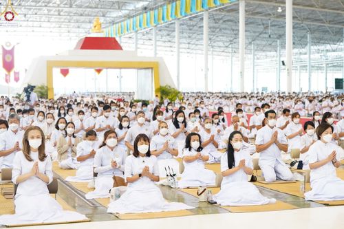 ภาพ No.68838:พิธีบูชาข้าวพระต้อนรับปีใหม่ วันที่ 1 มกราคม พ.ศ. 2566 ณ วัดพระธรรมกาย จ.ปทุมธานี