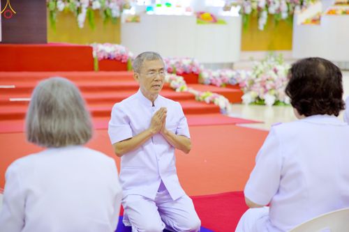 ภาพ No.327045:วันอาทิตย์ที่ 3 พฤษภาคม พ.ศ.2569 พิธีขอขมาอุบาสกบวชอุทิศชีวิต ณ ห้องแก้วสารพัดนึก 1 วัดพระธรรมกาย
