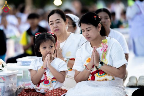 ภาพ No.310367:วันอาทิตย์ที่ 15 กุมภาพันธ์ พ.ศ. 2569 ตักบาตรพระ 1,000 รูป เมืองตรัง ปีที่ 2 ณ ลานพระบรมราชานุสาวรีย์ รัชกาลที่ 5 (หน้าศาลจังหวัดตรัง)อ.เมือง จ.ตรัง