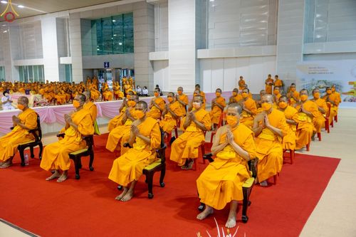 ภาพ No.64109:พิธีมุทิตาสักการะพระมหาเถระและพระเถระ ครั้งที่ 28 ประจำปี พ.ศ. 2565 วันอาทิตย์ที่ 20 พฤศจิกายน พ.ศ. 2565 ณ ห้องแก้วสารพัดนึก 1 สภาธรรมกายสากล วัดพระธรรมกาย