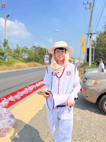 ภาพ No.306692:ภาพเบื้องหลังอาสาสมัครรวมใจ ชุดที่ 5 ในโครงการธรรมยาตรา กตัญญูบูชา มหาปูชนียาจารย์ พระมงคลเทพมุนี(สด จนฺทสโร) พระผู้ปราบมาร อนุสรณ์สถาน 7 แห่ง ปีที่ 14