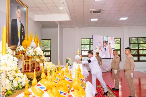 ภาพ No.341748:วันอังคารที่ 28 กรกฎาคม พ.ศ. 2569 คณะสงฆ์และพสกนิกรอำเภอคลองหลวง พร้อมใจจัดพิธีเจริญพระพุทธมนต์ ปฏิบัติธรรม และทำบุญตักบาตร ถวายพระราชกุศลเฉลิมพระเกียรติพระบาทสมเด็จพระเจ้าอยู่หัว
