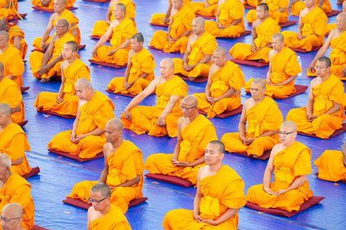 ภาพ No.315235:​วันอาทิตย์ที่ 22 มีนาคม พ.ศ.2569 สามเณรธรรมทายาทเนปาล 500 รูป ฟังธรรม สวดมนต์ ปฏิบัติธรรมร่วมกัน  ณ International Assembly and Meditation Hall Lumbini