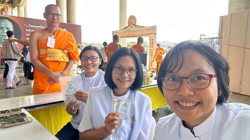 ภาพ No.300455:ภาพเบื้องหลังอาสาสมัครรวมใจ ชุดที่ 3 ในโครงการธรรมยาตรา กตัญญูบูชา มหาปูชนียาจารย์ พระมงคลเทพมุนี(สด จนฺทสโร) พระผู้ปราบมาร อนุสรณ์สถาน 7 แห่ง ปีที่ 14