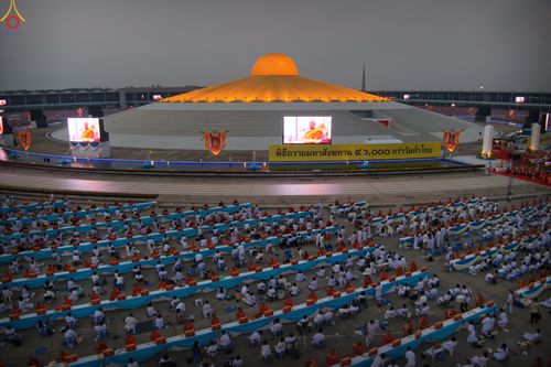 ภาพ No.324144:วันที่ 22 เมษายน พ.ศ.2569 (วันคุ้มครองโลก) พิธีถวายมหาสังฆทาน 40,000 กว่าวัดทั่วประเทศ ณ ลานธรรม พระมหาธรรมกายเจดีย์ วัดพระธรรมกาย