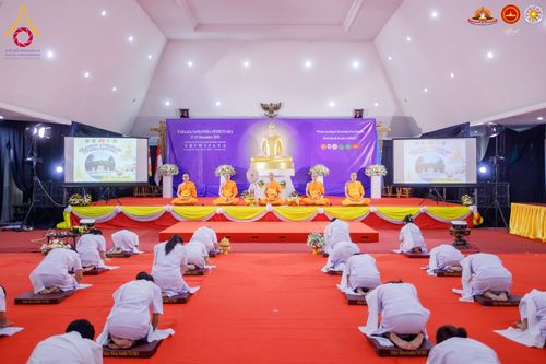 วันที่ 22 ธันวาคม พ.ศ.2568 พิธีปิดโครงการอบรมอุบาสิการุ่นที่ 1 อินโดนีเซีย