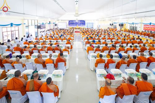 ภาพ No.311099:วันพฤหัสบดีที่ 26 กุมภาพันธ์ พ.ศ. 2569 พิธีถวายสังฆทานแด่คณะสงฆ์ 323 วัด ปีที่ 22 ครั้งที่ 182 พิธีมอบกองทุนหนุนแรงใจช่วยครูใต้ ปีที่ 19 ครั้งที่ 145 และพิธีทำบุญอุทิศส่วนกุศลให้ผู้วายชนม์