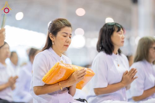 ภาพ No.279097:วันที่ 2 มกราคม พ.ศ.2569 พิธีถวายภัตตาหารเป็นสังฆทาน แด่พระธรรมยาตรา ณ วัดพระธรรมกาย ปทุมธานี ในโครงการธรรมยาตรา กตัญญูบูชา มหาปูชนียาจารย์ พระมงคลเทพมุนี(สด จนฺทสโร) พระผู้ปราบมาร อนุสรณ์สถาน 7 แห่ง ปีที่ 14